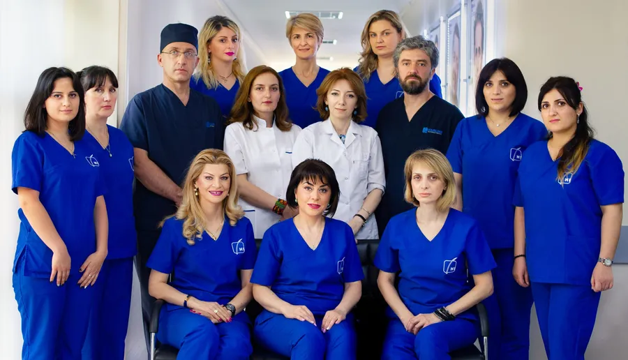 Hairline International-ის სამედიცინო გუნდი თბილისის კლინიკაში